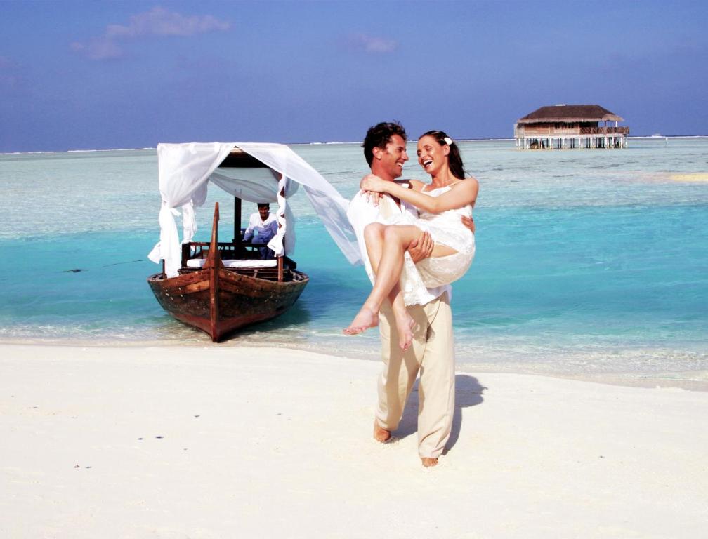 Отзывы про отдых в отеле, Medhufushi Island Resort