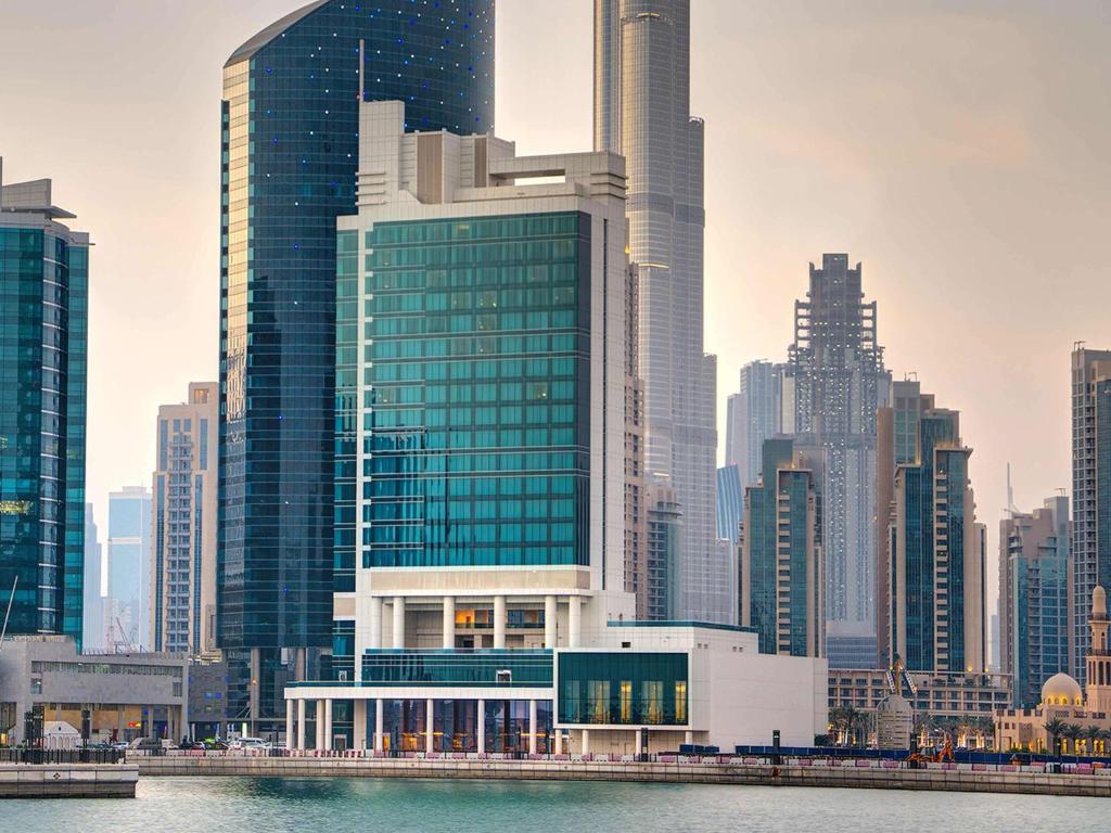 Pullman Dubai Downtown (ex. Steigenberger Hotel), Zjednoczone Emiraty Arabskie, Dubaj (miasto), wakacje, zdjęcia i recenzje