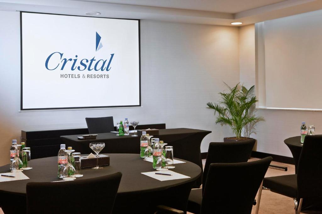 Отель, 4, Cristal Hotel Abu Dhabi
