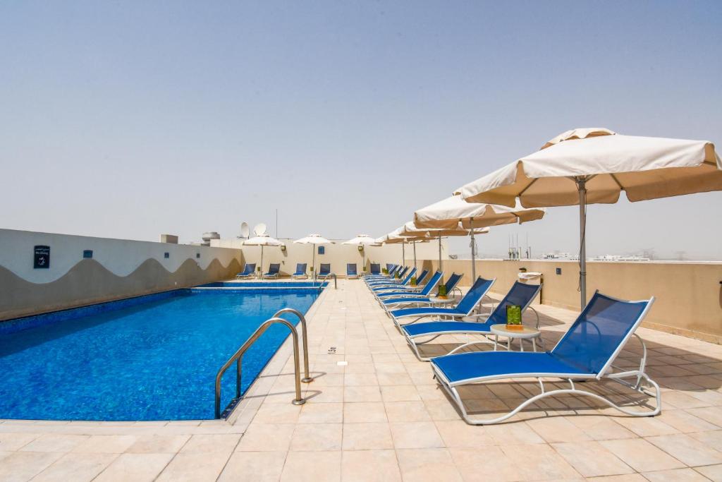 Готель, 3, Premier Inn Dubai Investments Park