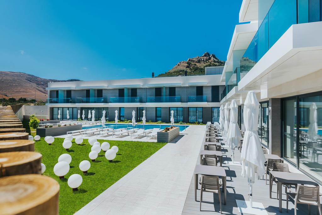 Горящие туры в отель Pestana Ilha Dourada Порту-Санту (остров) Португалия