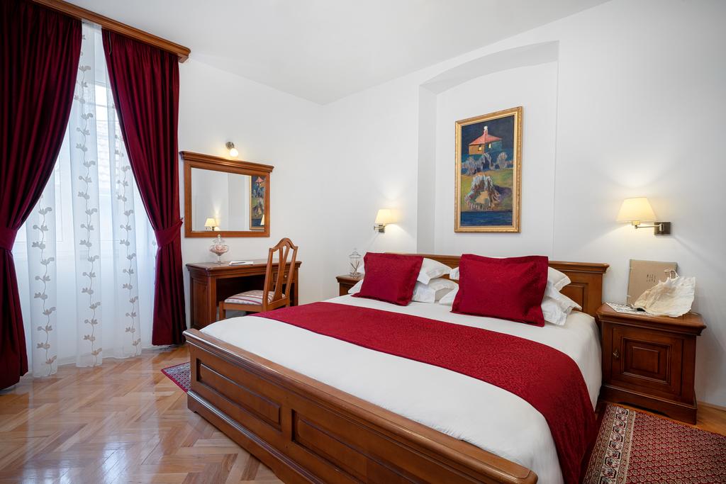 Heritage Hotel Tisno, Middle Dalmatia prices
