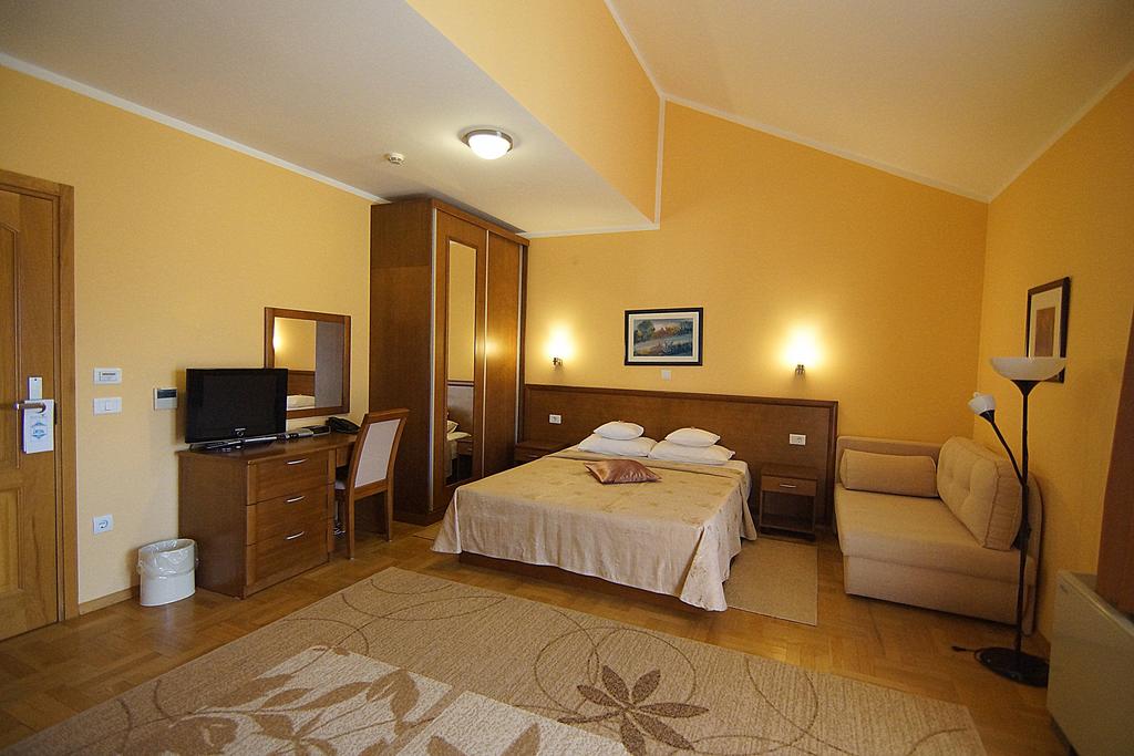 Hotel Stella Di Mare, Бечичи, Черногория, фотографии туров