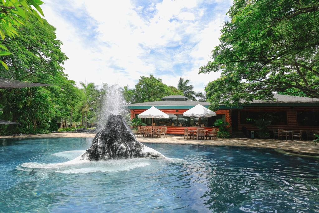 Філіппіни Plantation Bay Resort And Spa