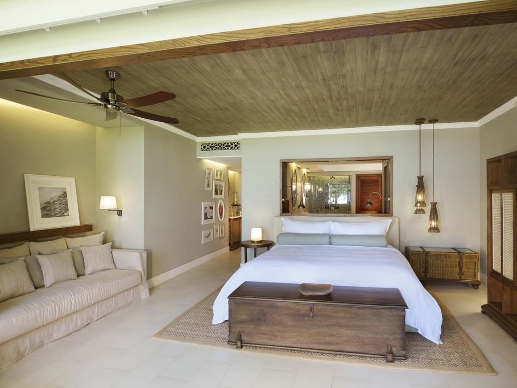 Південне узберіжжя The St. Regis Mauritius Resort ціни
