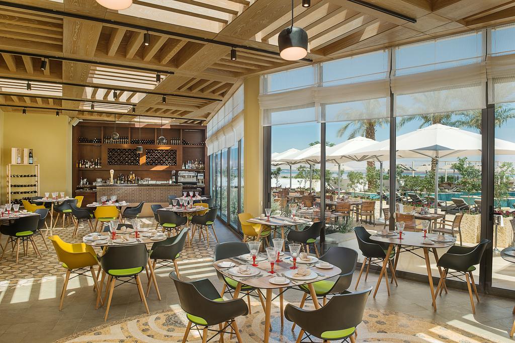 Hotel guest reviews Hilton Dead Sea Resort & Spa