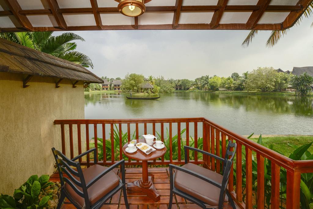 Кумараком The Zuri Kumarakom Kerala Resort & Spa цены