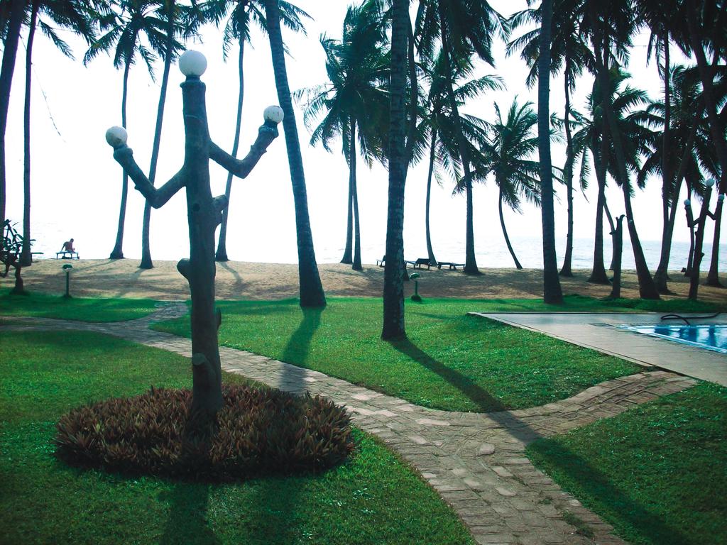 Шри-Ланка Sanmali Beach Hotel