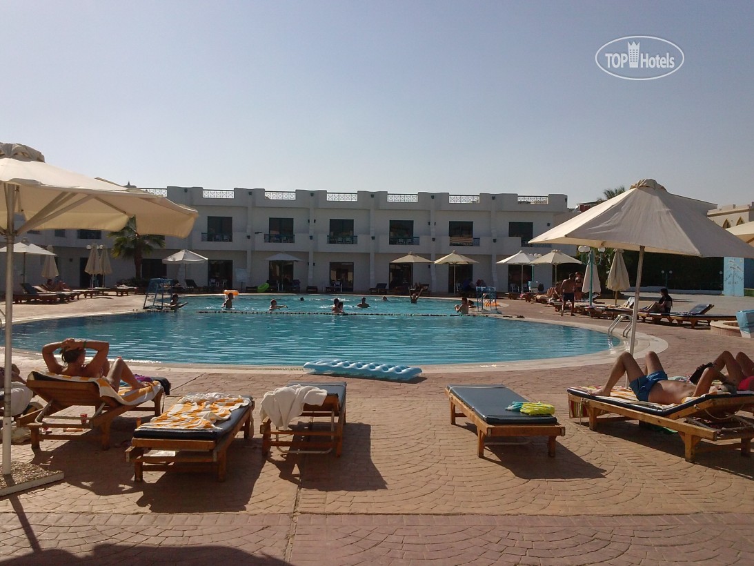 Відпочинок в готелі Sharm Cliff Resort
