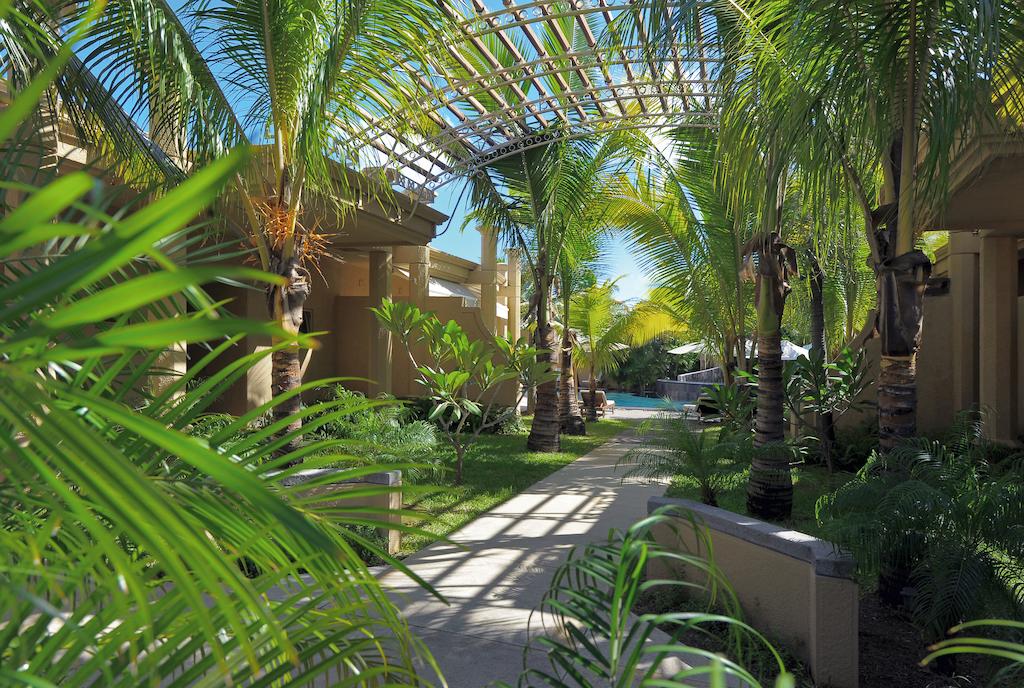 Отзывы об отеле Mauricia Beachcomber Resort & Spa