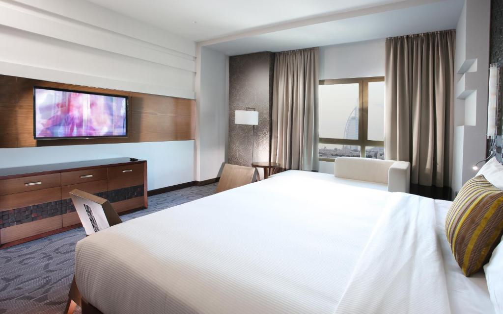 Отдых в отеле Metropolitan Hotel Dubai Дубай (город) ОАЭ