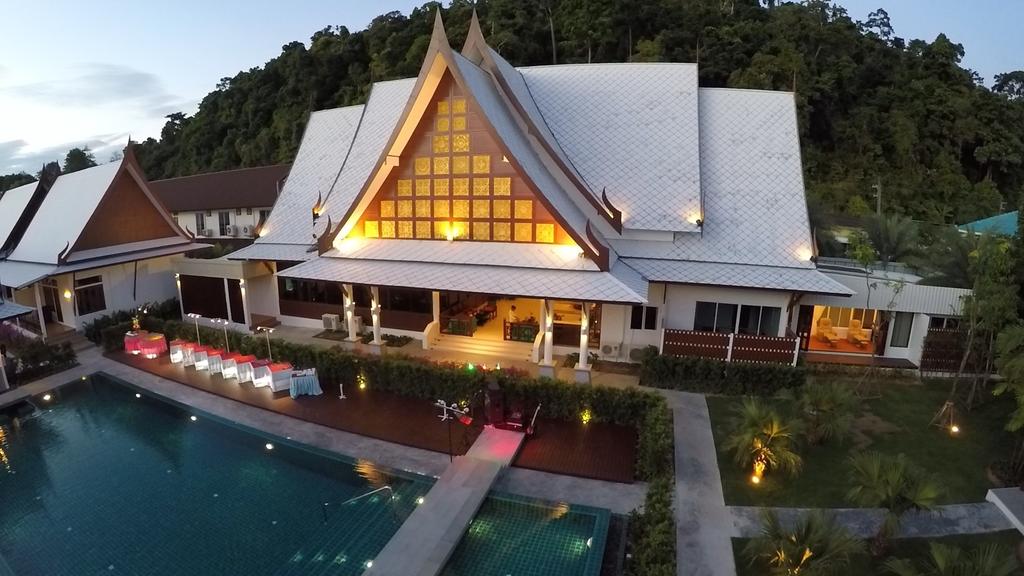 Горящие туры в отель Bhu Tarn Koh Chang Resort & Spa Ко Чанг