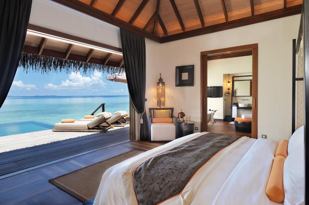 Hotel reviews, Ayada Maldives