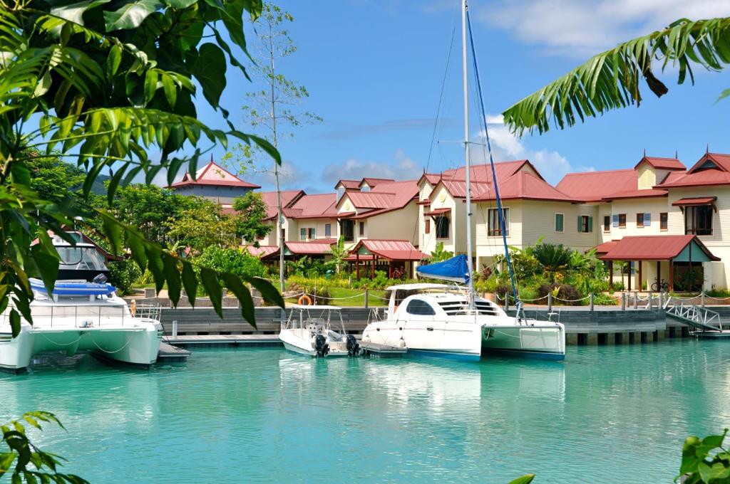 Горящие туры в отель Eden Island Luxury Accommodation Маэ (остров)