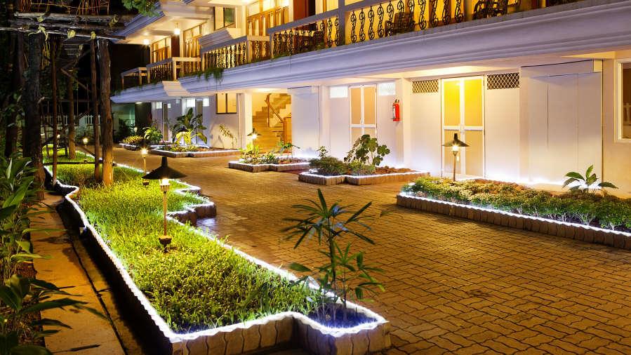 Горящие туры в отель Ocean Palms Resort