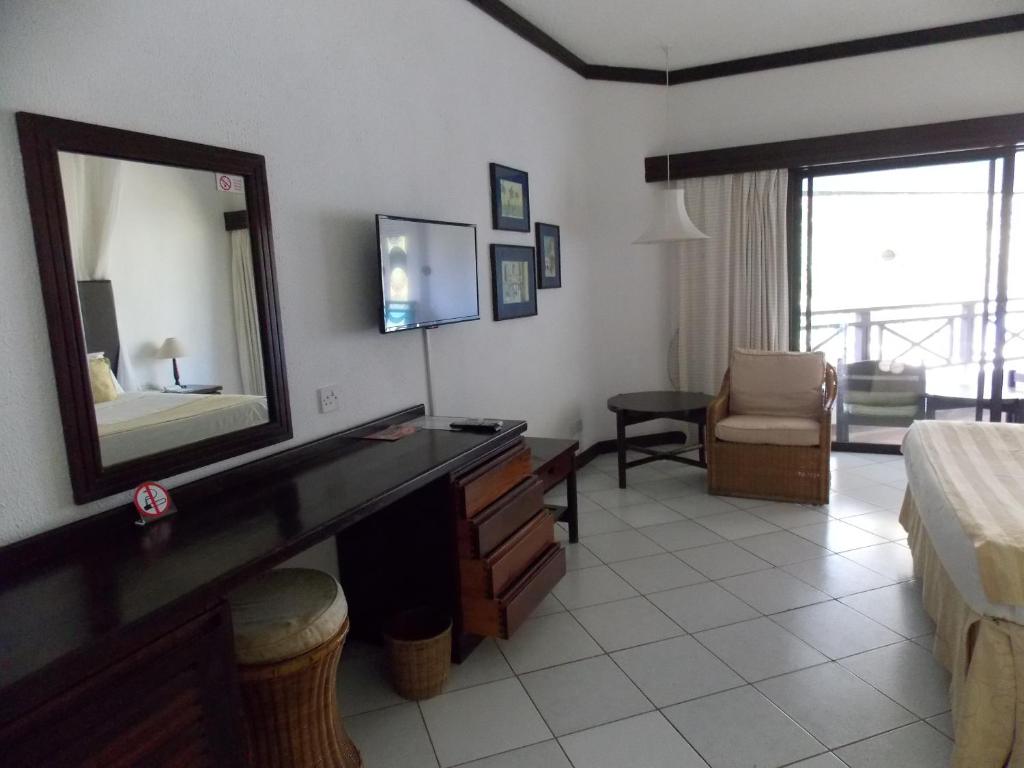 Відпочинок в готелі Nyali Sun Africa Beach Hotel and Spa