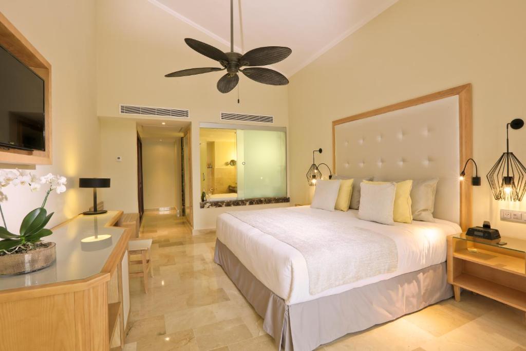 Punta Cana Grand Palladium Palace Resort Spa & Casino prices
