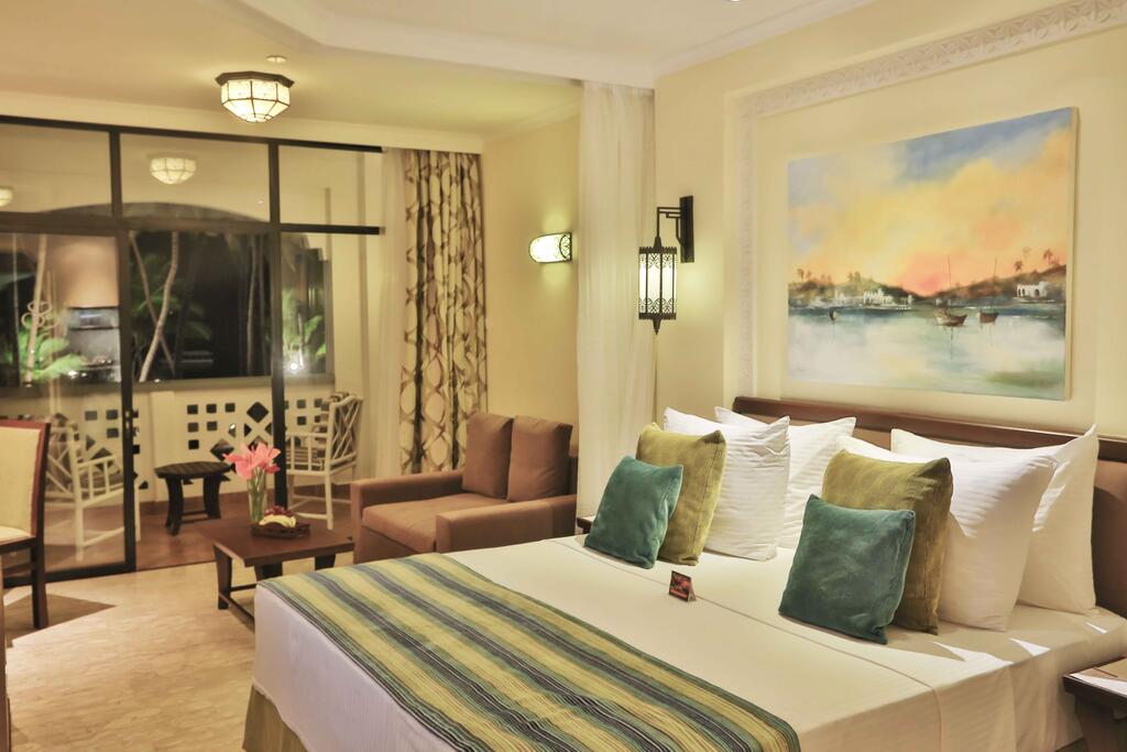 Отель, Момбаса, Кения, Sarova Whitesands Beach Resort