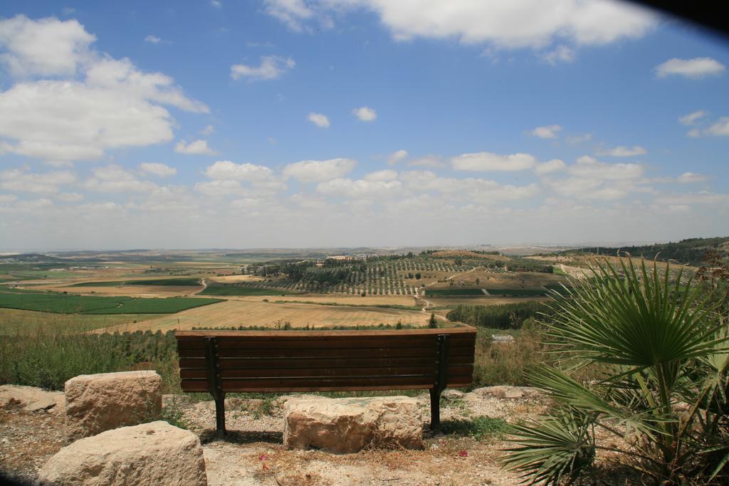 Neve Shalom, фото