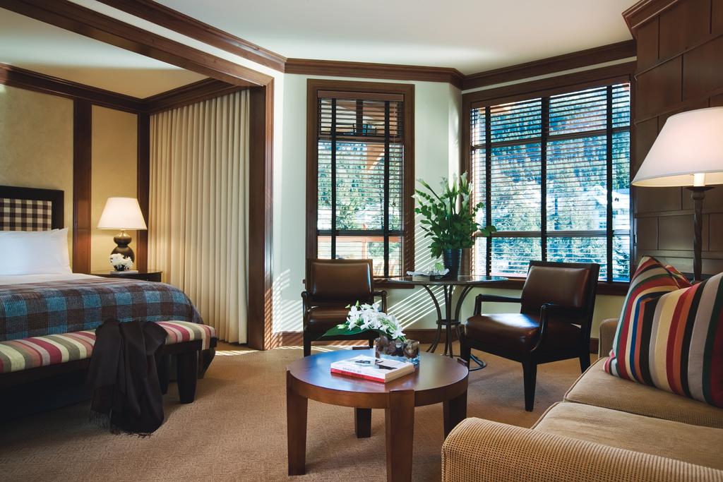 Цены в отеле Four Seasons Resort Whistler And Residences