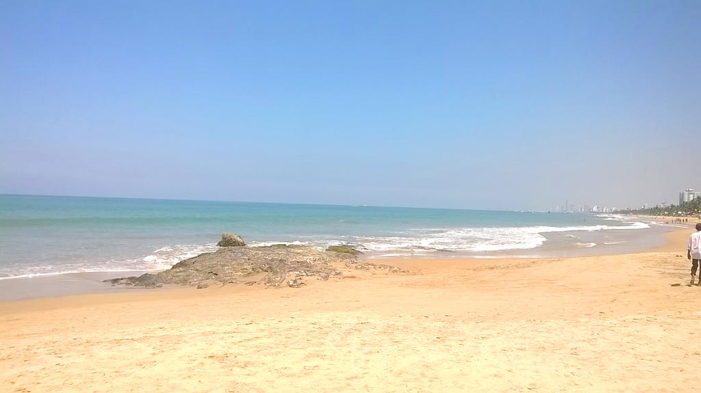 Отдых в отеле Ranveli Beach Resort Маунт Лавиния Шри-Ланка