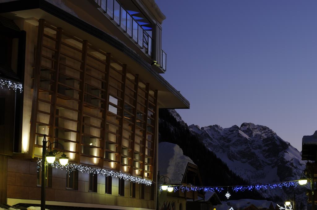 Отдых в отеле Majestic Mountain Charme Мадонна-ди-Кампильо Италия