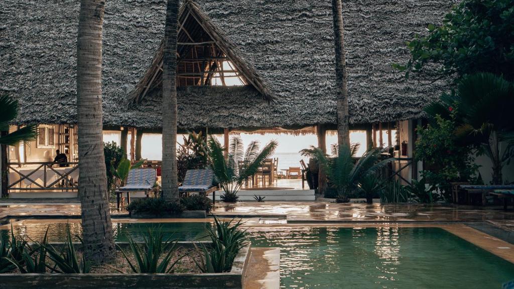 Відпочинок в готелі Sahari Zanzibar