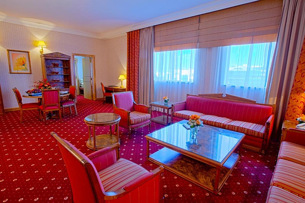 Отдых в отеле Capitol Hotel Дубай (пляжные отели) ОАЭ