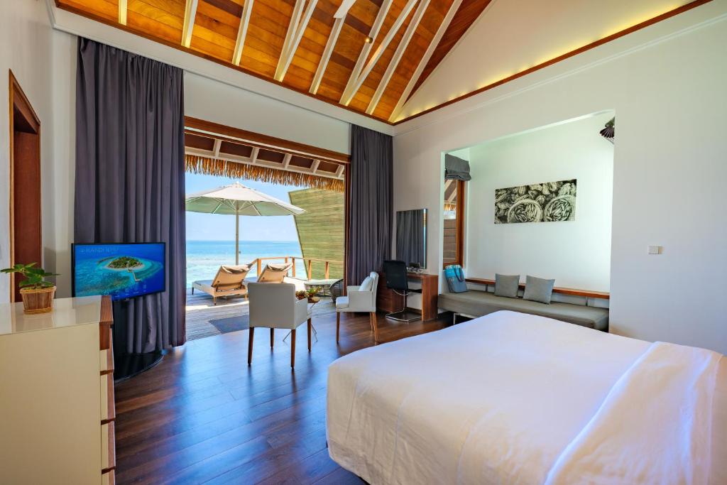 Отель, Kandolhu Island Resort
