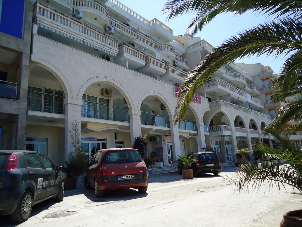 Hotel rest Villa Aura Rafailovici