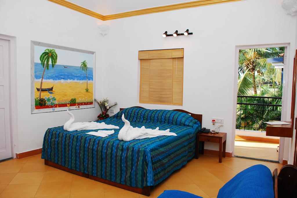 Hot tours in Hotel Santana Beach Resort Candolim India