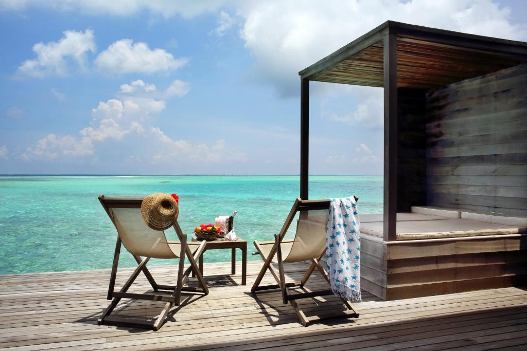 Ari & Razd Atoll Gangehi Island Resort prices