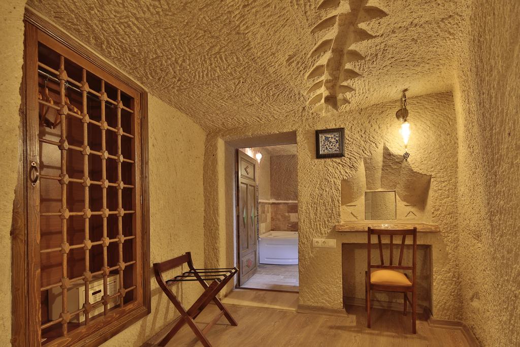Tours to the hotel Jacob's Cave Suites