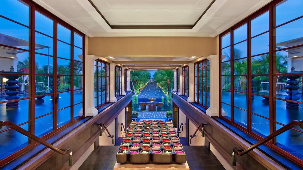 Гарячі тури в готель St. Regis Bali Resort