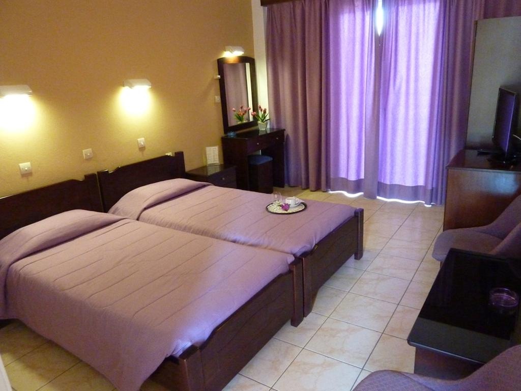 Отдых в отеле Oasis Corfu Hotel