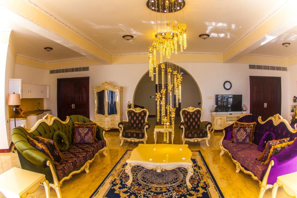 Стоун Таун Madinat Al Bahr Business & Spa Hotel цены