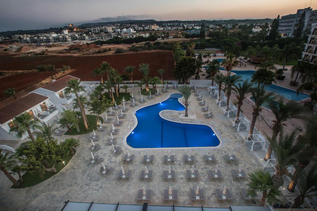 Горящие туры в отель Bohemian Gardens Протарас Кипр
