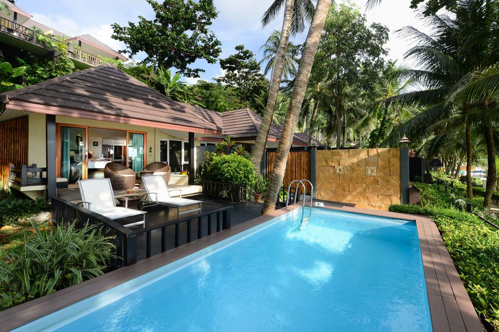 Туры в отель Andaman White Beach Resort Пхукет