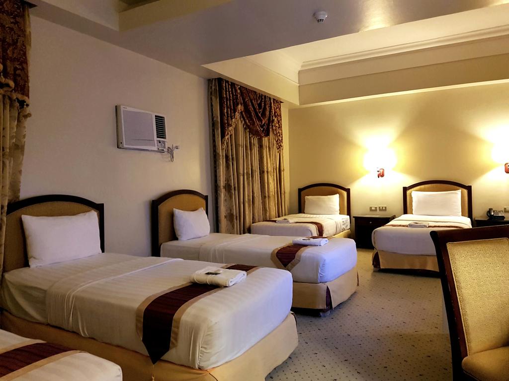 Отзывы гостей отеля Sarrosa International Hotel and Residential Suites