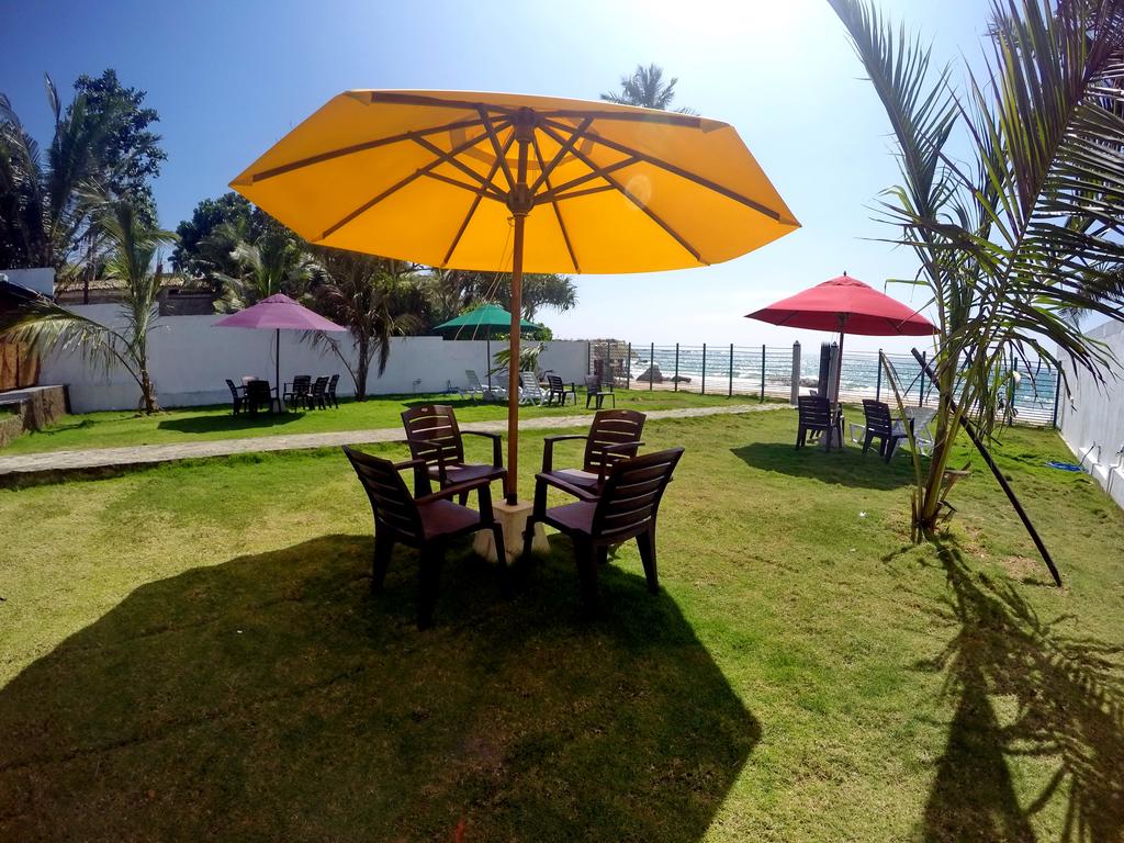 Ramon Beach Ambalangoda, Ambalangoda, Sri Lanka, zdjęcia z wakacje