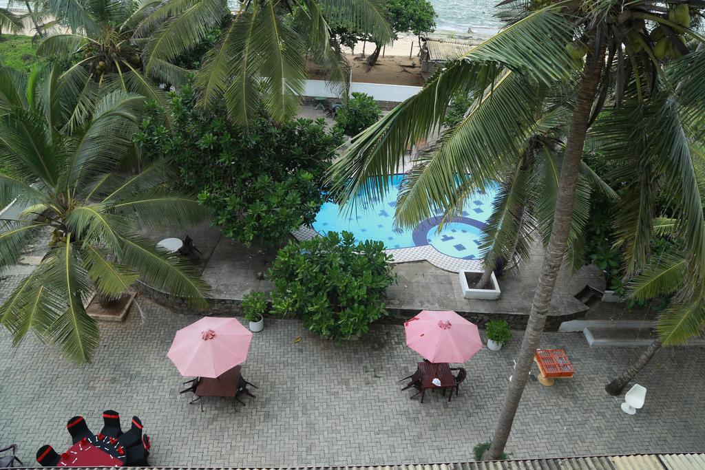 Sea Shine Beach Hotel, Негомбо