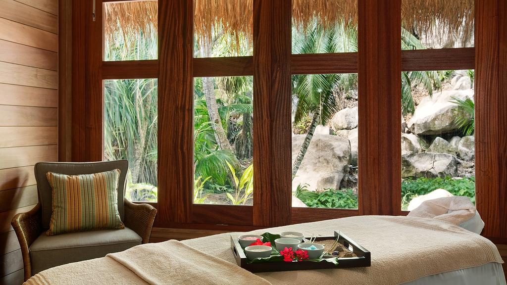 Ціни в готелі Kempinski Seychelles Resort