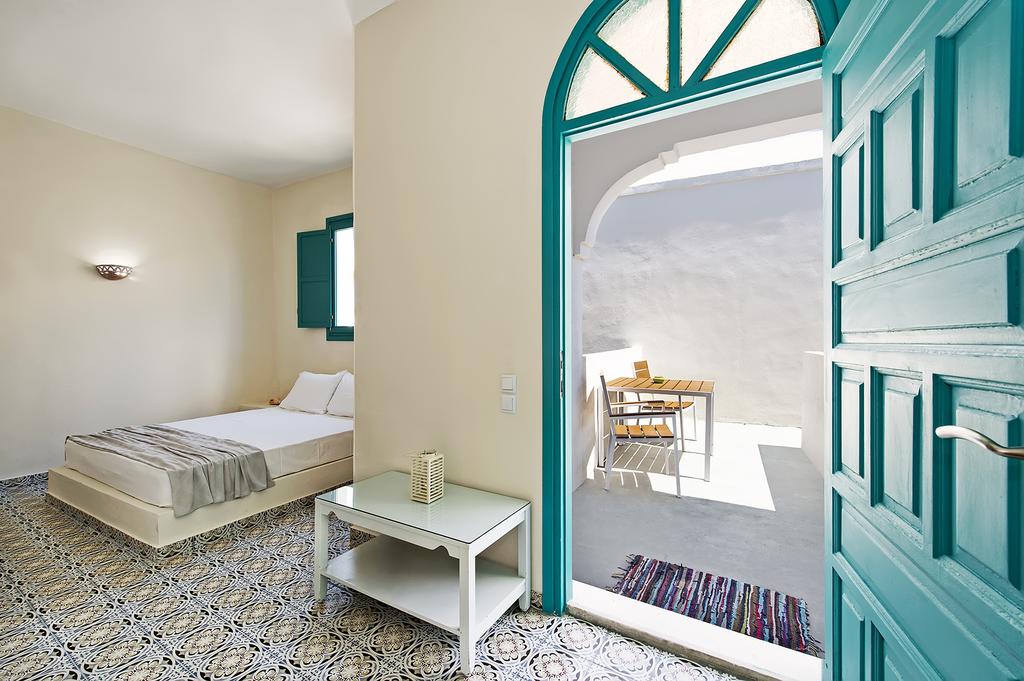Hot tours in Hotel Nissia Apartments Santorini Island Greece