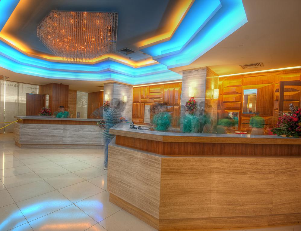 Горящие туры в отель Holiday Inn Express Manila Newport City (Remington Hotel) Манила