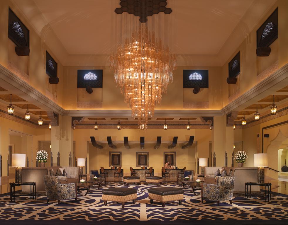 Sharq Village & Spa, a Ritz-Carlton Hotel цена