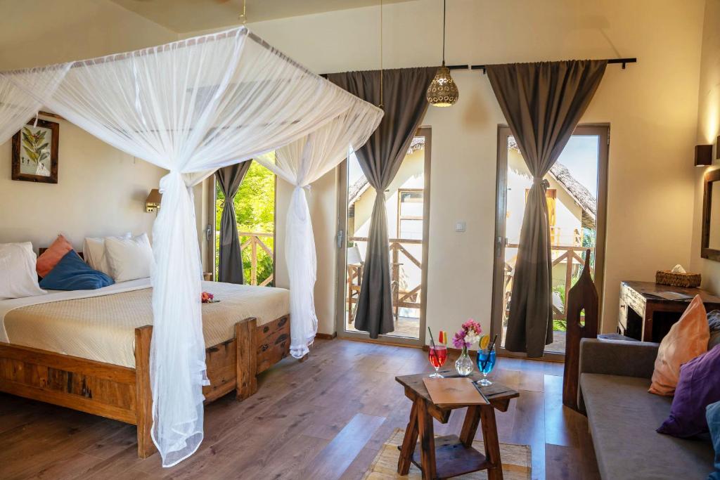 Отель, Танзания, Макундучи, Clove Island Villas & Spa