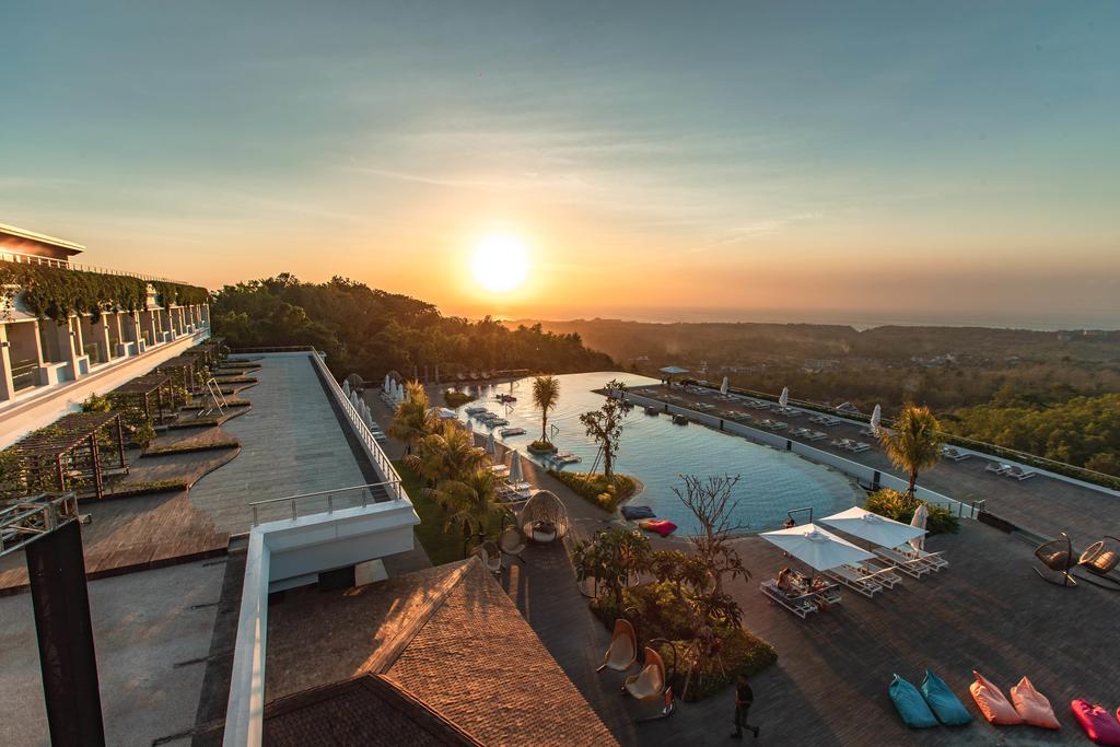 Renaissance Bali Uluwatu Resort & Spa цена