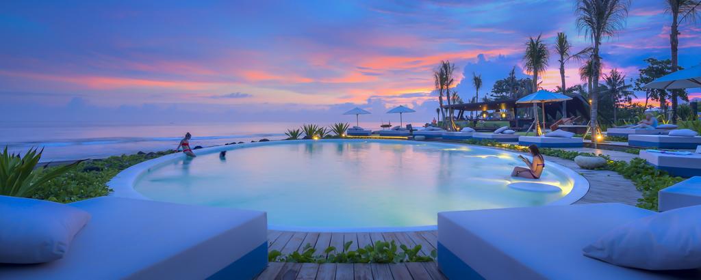 Цены в отеле Komune Resort & Beach Club Bali