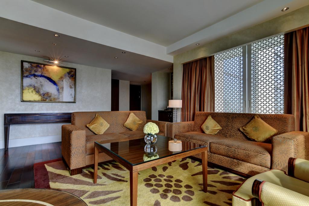Тури в готель The Ritz-Carlton, Bangalore Бенгалуру