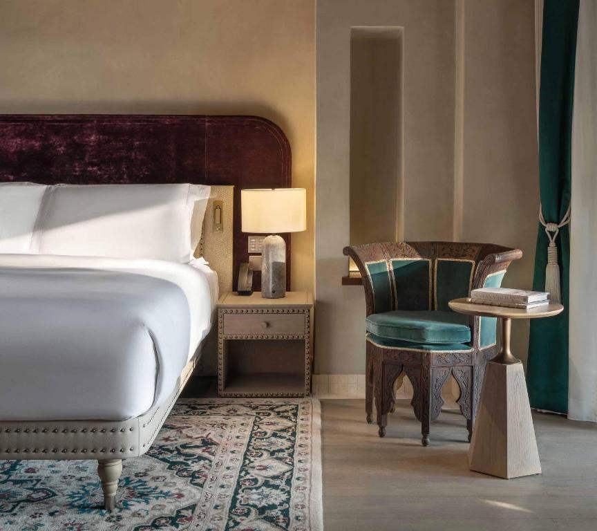 Ціни в готелі Bab Al Shams, A Rare Finds Desert Resort